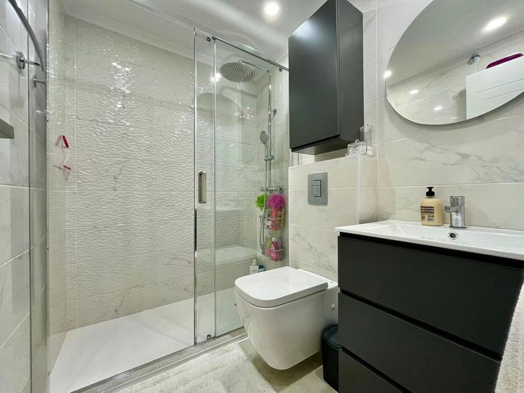 Apartment | Resale in Torrevieja in Torrevieja, Costa Blanca - Photo 3