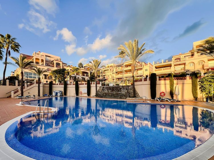 Apartment | Resale in Atalaya in Atalaya, Costa del Sol - Photo 2