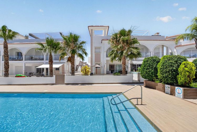 Apartment | Resale in Rojales in Rojales, Rosales / Quesada, Costa Blanca - Photo 2