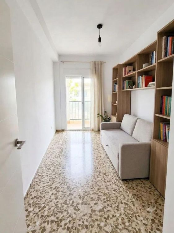 Apartment | Resale in San Pedro de Alcántara in San Pedro de Alcántara Others, Costa del Sol - Photo 2