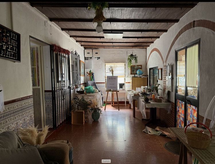 House | Resale in Estepona in Estepona, Costa del Sol - Photo 4