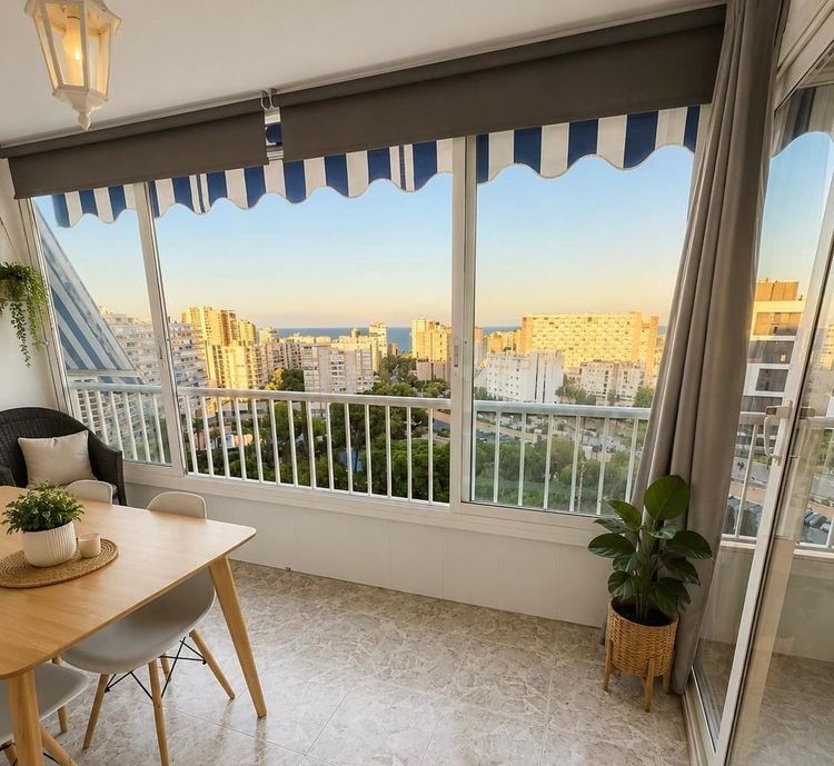 Apartment | Resale in Playa de San Juan in Playa de San Juan, Costa Blanca - Photo 2