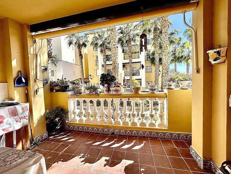 Apartment | Resale in Playa de los Locos in Playa de los Locos, Costa Blanca - Photo 5
