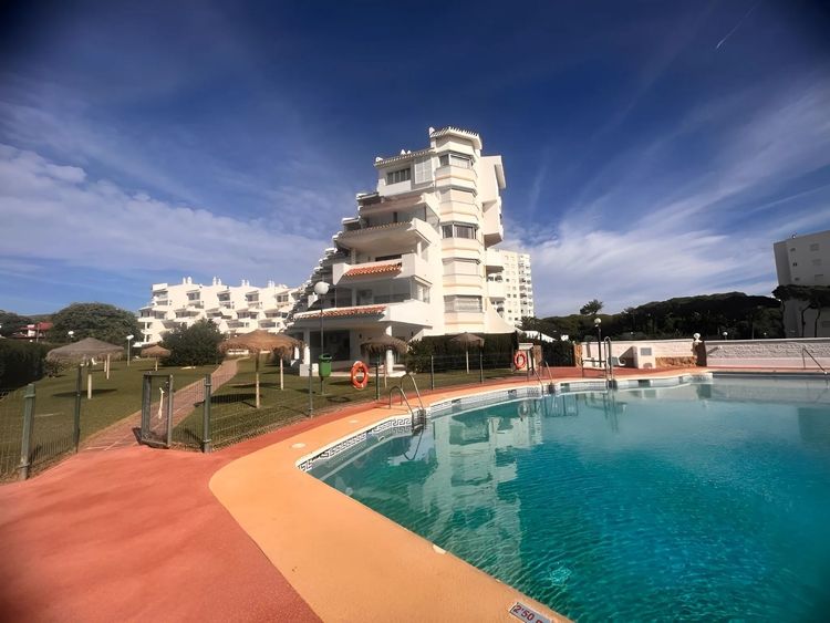 Apartment | Resale in Calahonda - Development photo 1
