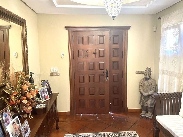 House | Resale in Mijas in Mijas Others, Costa del Sol - Photo 5