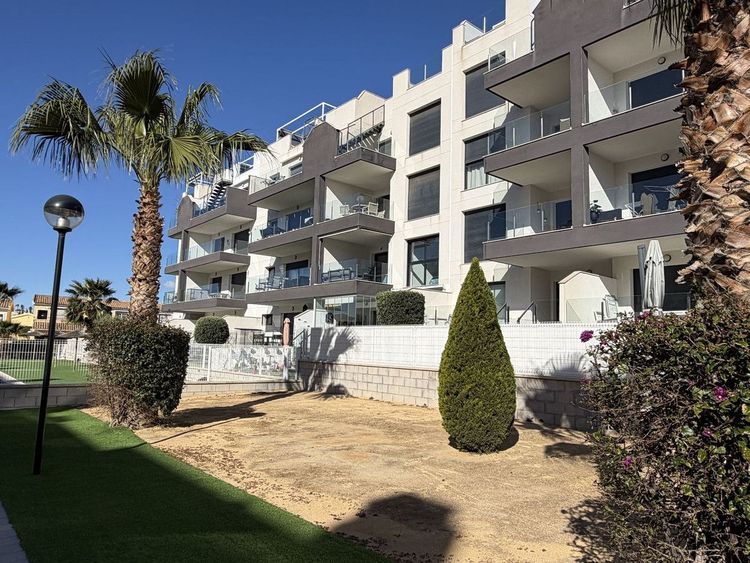 Penthouse | Resale in Villamartin in Villamartin, Costa Blanca - Photo 4