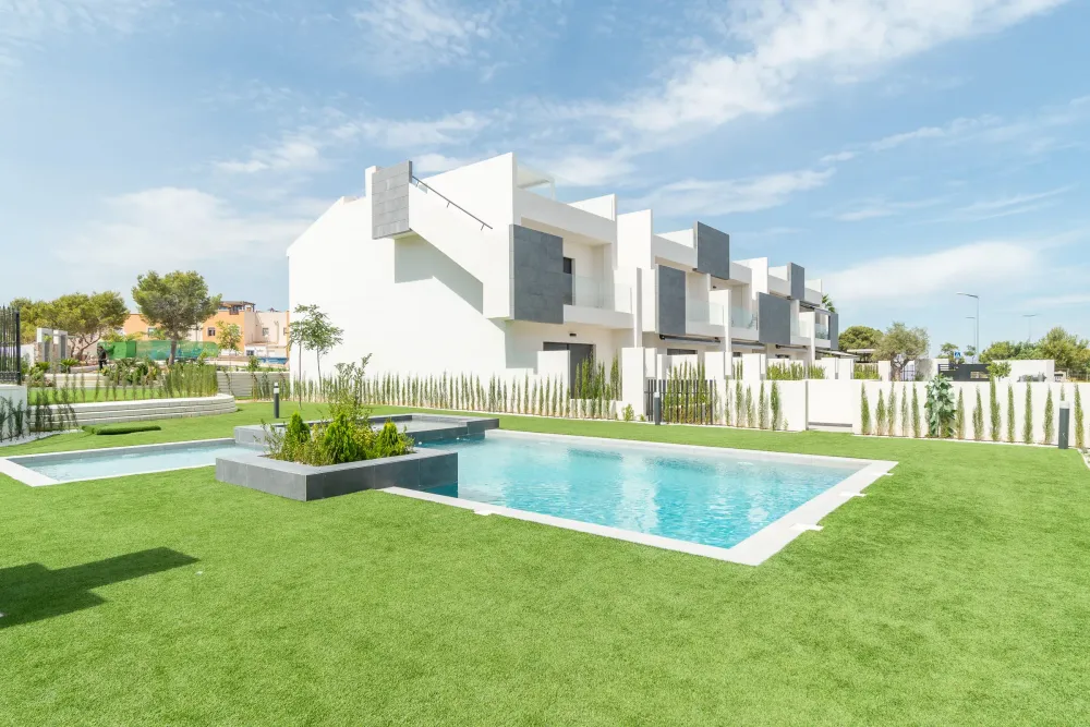 Balcon de la Laguna in Torrevieja, Costa Blanca - Main property photo