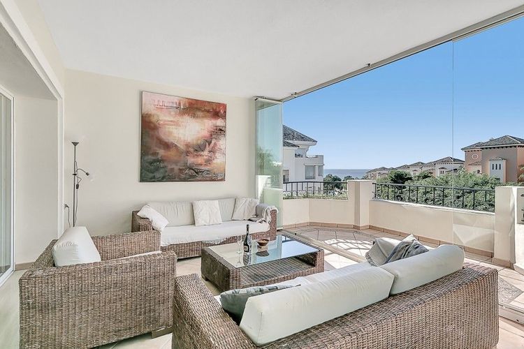 Apartment | Resale in Marbella in Marbella Others, Costa del Sol - Photo 3