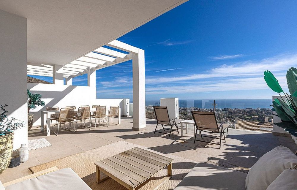 Penthouse | Resale in Benalmadena in Benalmadena Others, Costa del Sol - Main property photo