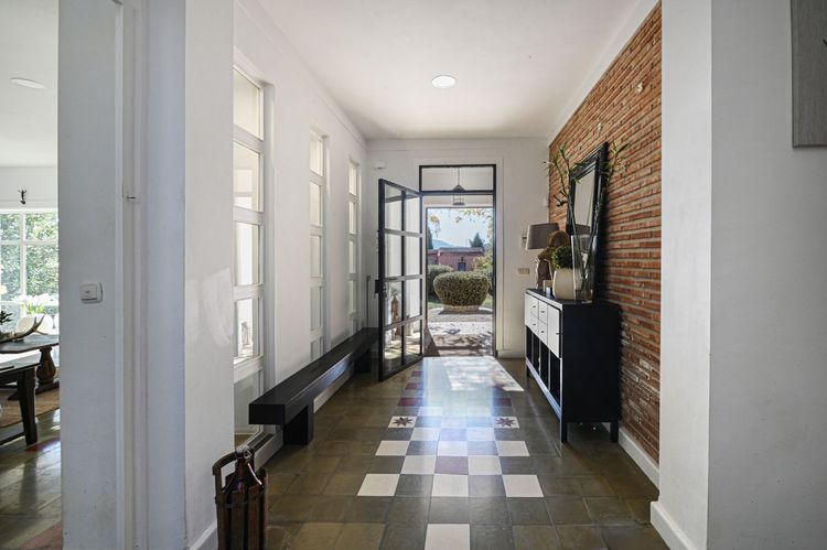 House | Resale in Archidona in Archidona, Costa del Sol - Photo 5