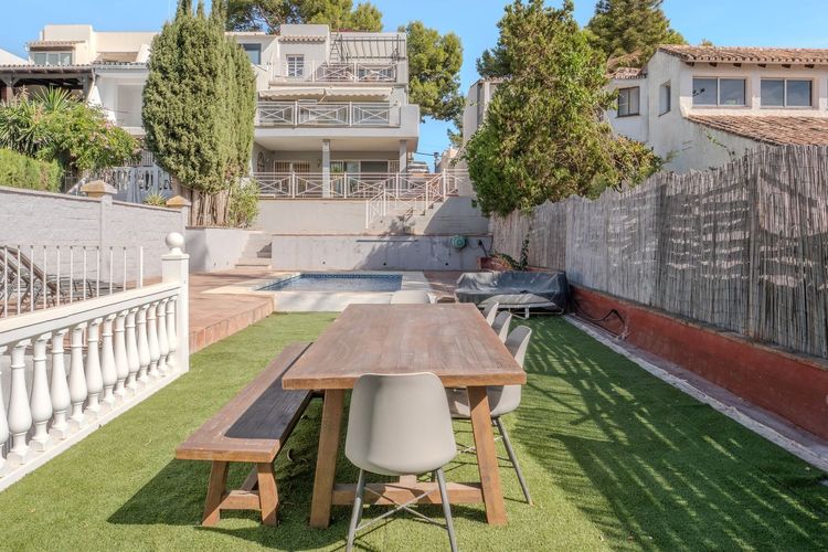 House | Resale in Nueva Andalucía in Nueva Andalucía Others, Costa del Sol - Photo 4