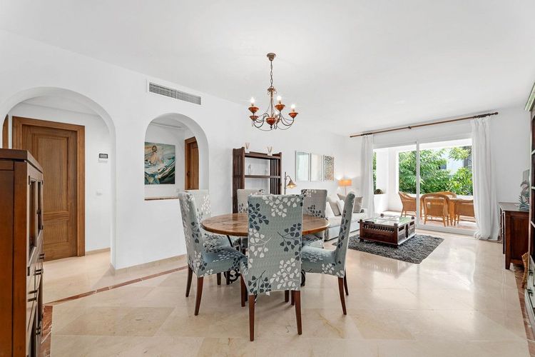 Apartment | Resale in Costalita in Costalita, Costa del Sol - Photo 5