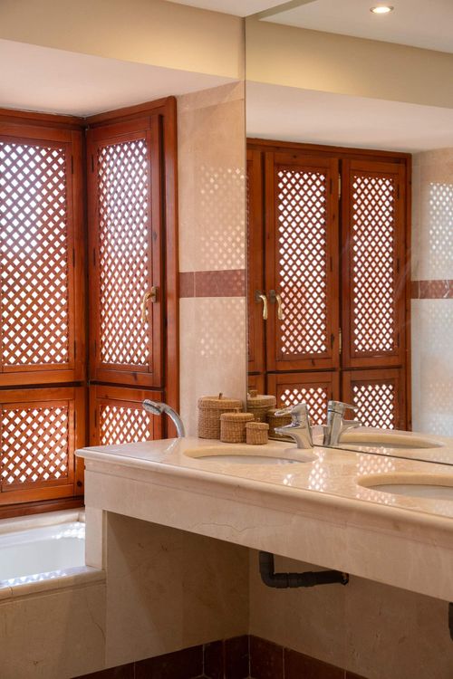 Penthouse | Resale in Estepona in Estepona, Costa del Sol - Photo 3