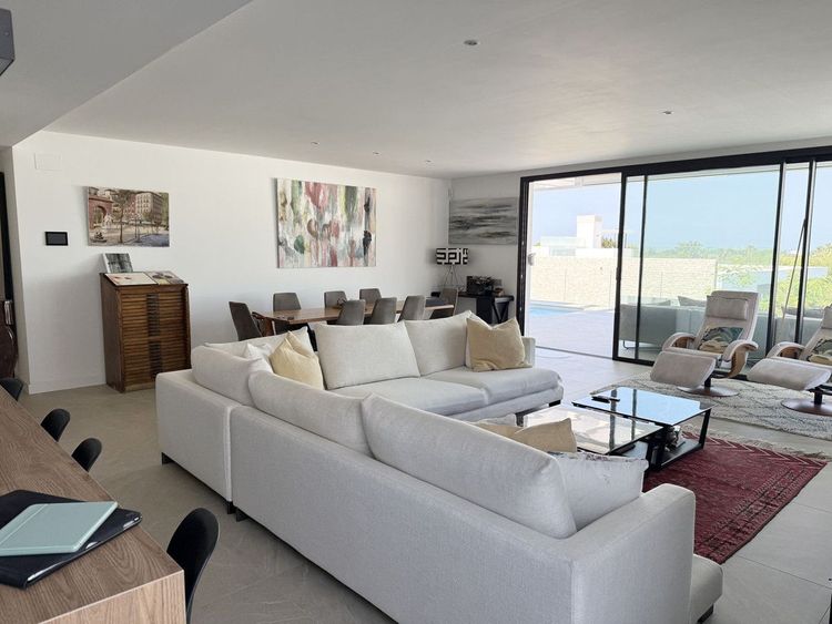 Apartment | Resale in Santa Clara in Santa Clara, Costa del Sol - Photo 4