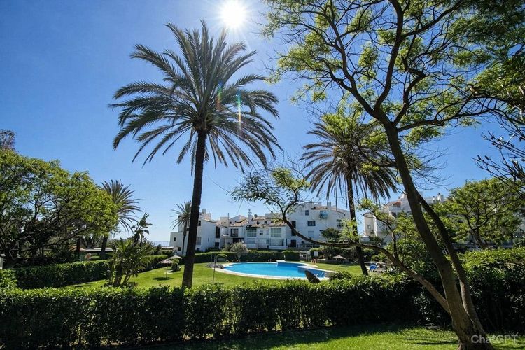 Apartment | Resale in Estepona - Development photo 1