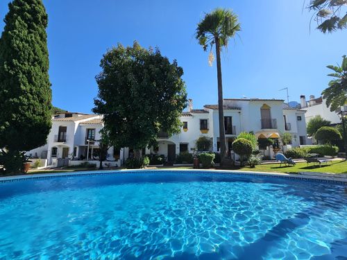 House | Resale in Benahavís — Benahavís Pueblo, Costa del Sol