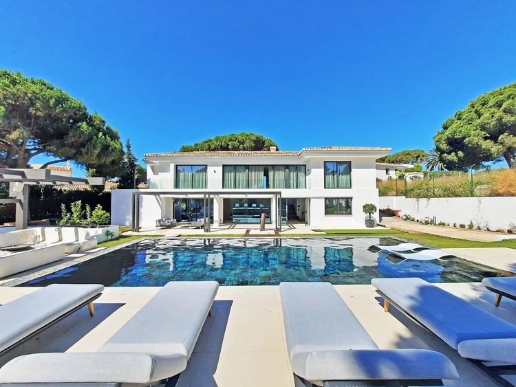 House | Resale in Elviria - Development photo 1