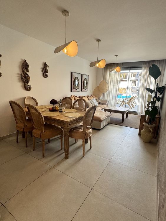 Apartment | Resale in Elviria in Elviria, Costa del Sol - Photo 2