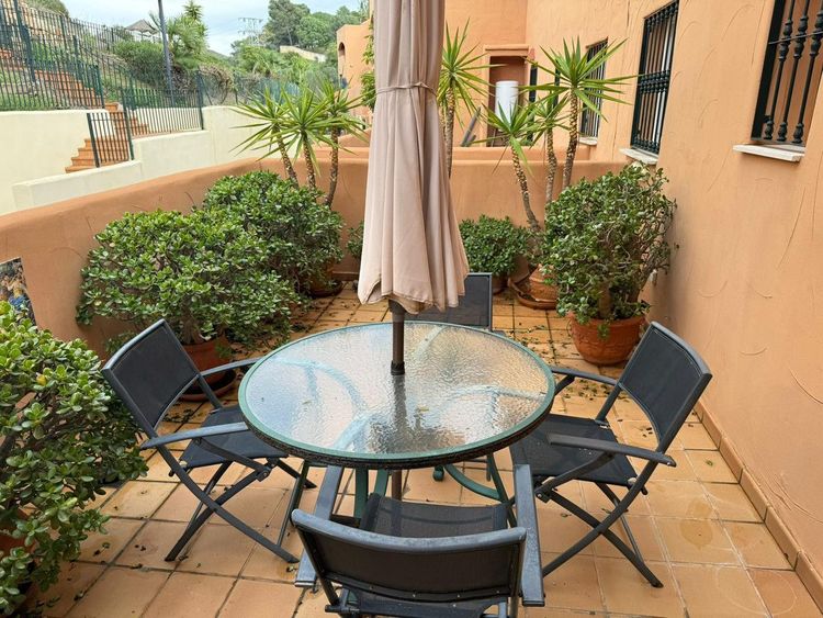 Apartment | Resale in Marbella in Marbella Others, Costa del Sol - Photo 5