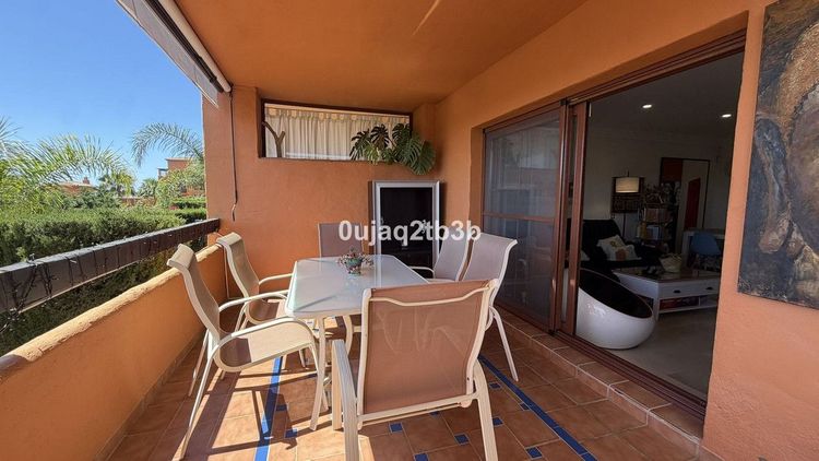 Apartment | Resale in Benahavís in Benahavís Others, Costa del Sol - Photo 4