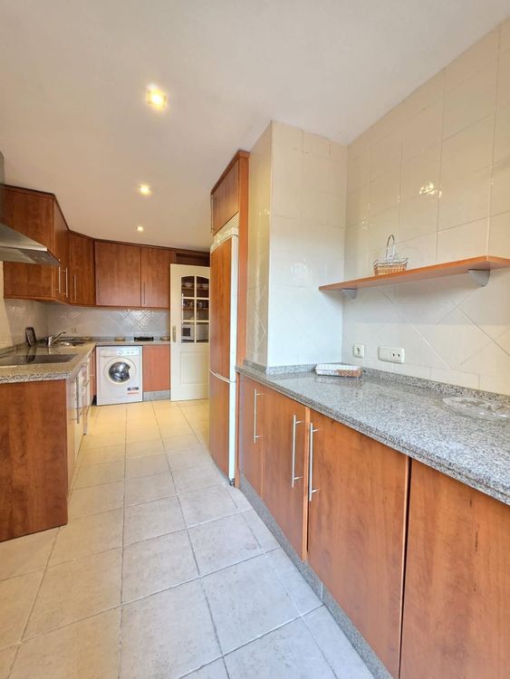 Apartment | Resale in Elviria in Elviria, Costa del Sol - Photo 5