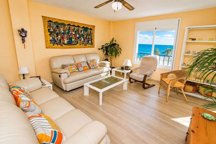 Penthouse | Resale in San Luis de Sabinillas in San Luis de Sabinillas, Costa del Sol - Photo 2