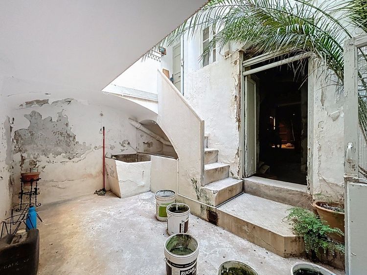 House | Resale in Cómpeta in Cómpeta, Costa del Sol - Photo 4