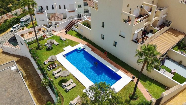 Penthouse | Resale in Casares in Casares Others, Costa del Sol - Photo 4