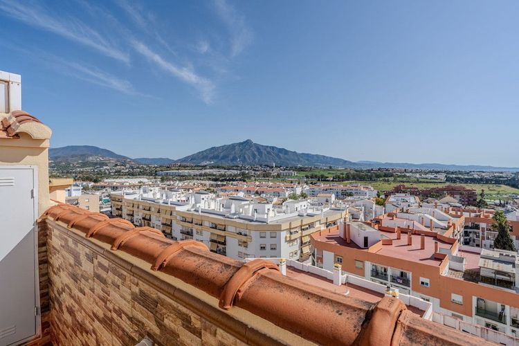 Apartment | Resale in San Pedro de Alcántara - Development photo 1