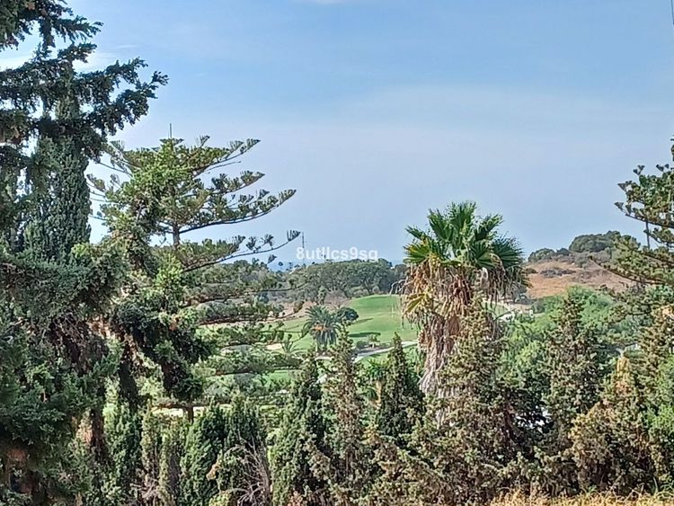 Apartment | Resale in Benahavís - Development photo 1