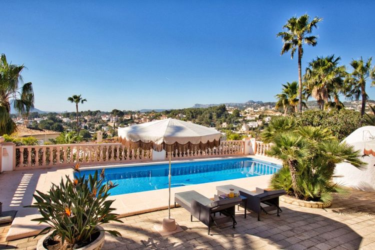House | Resale in Benissa in Benissa, Costa Blanca - Photo 3