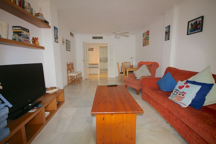 Apartment | Resale in Marbella in Marbella Others, Costa del Sol - Photo 4