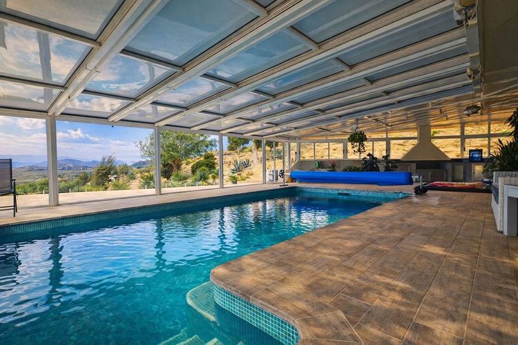 House | Resale in Torremendo in Torremendo, Costa Blanca - Photo 2