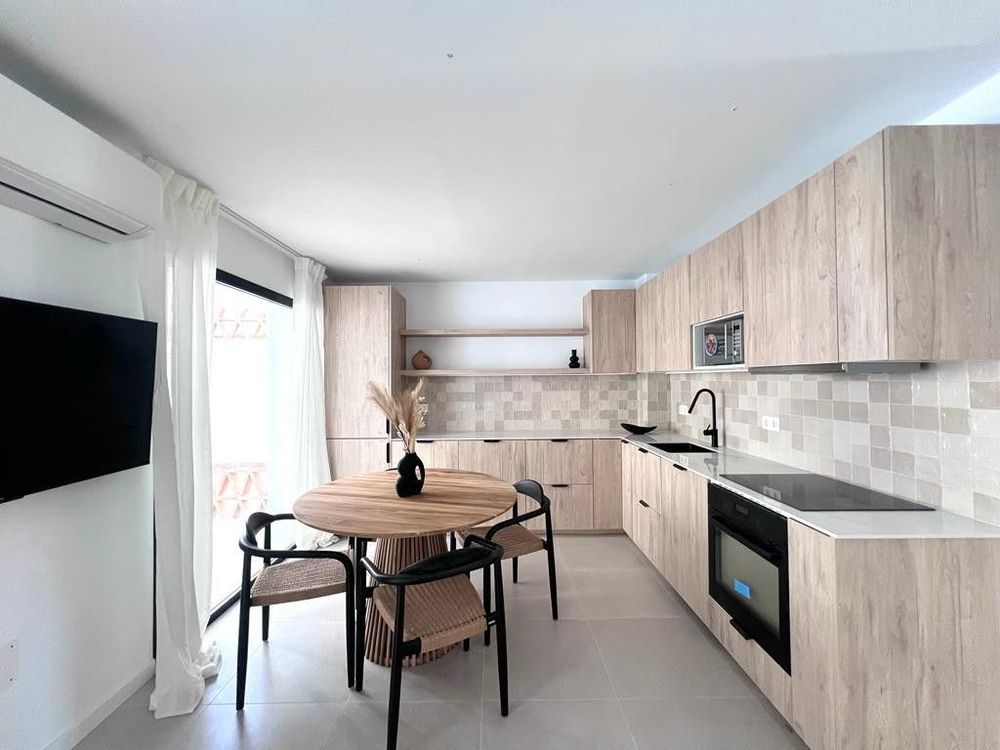Apartment | Resale in Nueva Andalucía in Nueva Andalucía Others, Costa del Sol - Main property photo
