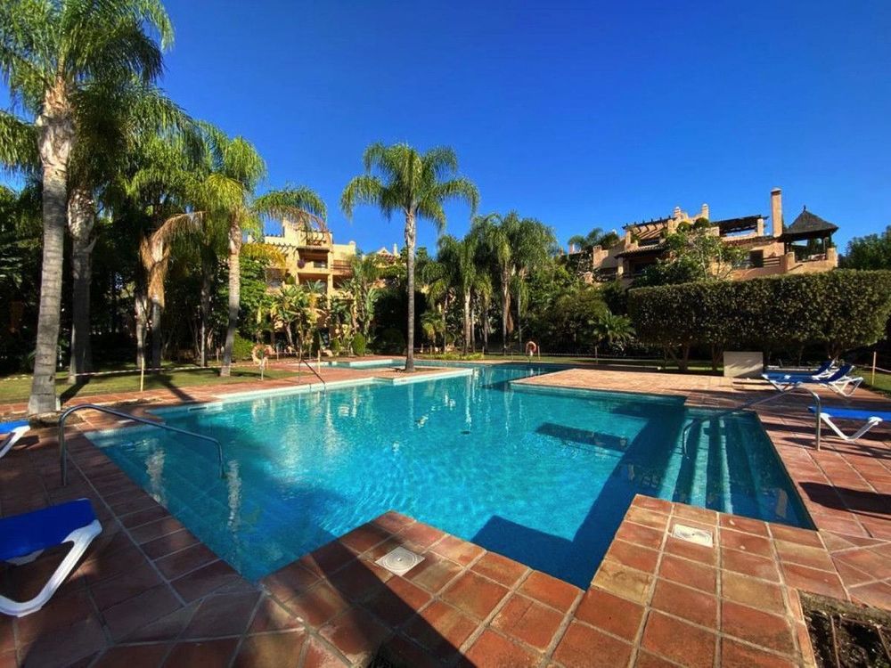 Apartment | Resale in Atalaya in Atalaya, Costa del Sol - Main property photo