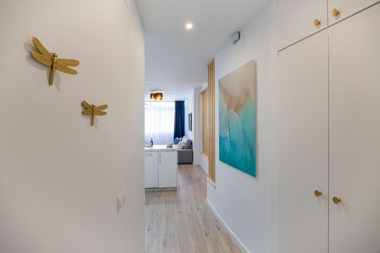 Apartment | Resale in Torremolinos in Torremolinos Others, Costa del Sol - Photo 2