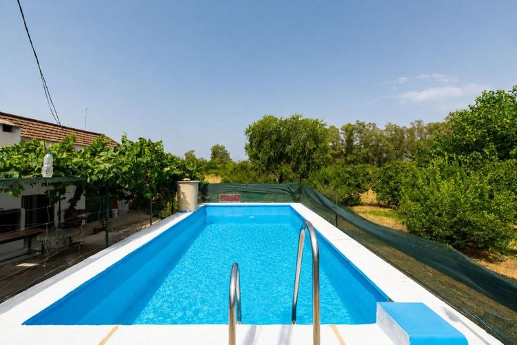 House | Resale in Coín in Coín, Costa del Sol - Photo 4