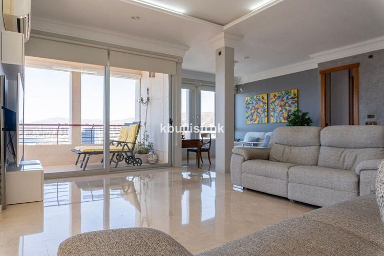 Penthouse | Resale in Benidorm in Benidorm, Costa Blanca - Photo 3