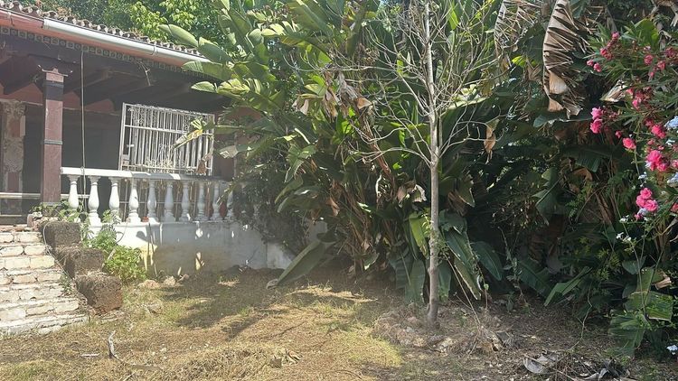 House | Resale in Nueva Andalucía in Nueva Andalucía Others, Costa del Sol - Photo 2