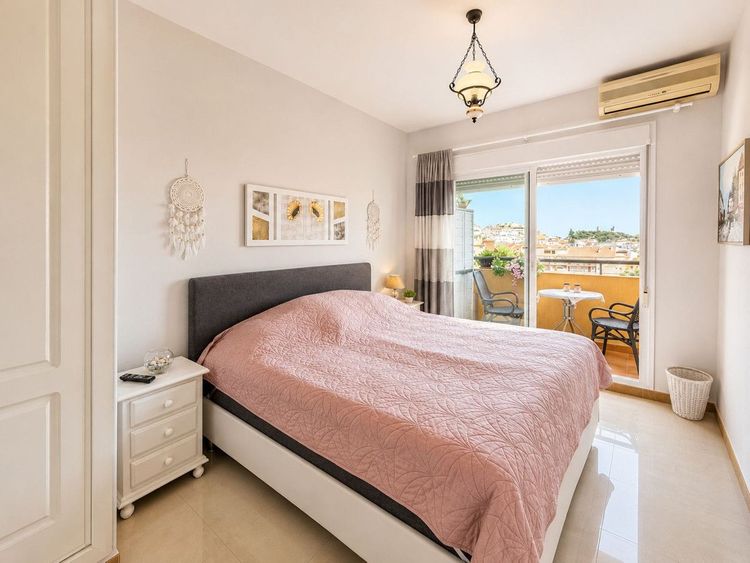 Apartment | Resale in Fuengirola in Fuengirola Others, Costa del Sol - Photo 5