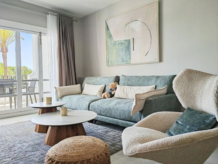 Apartment | Resale in Puerto de Cabopino in Puerto de Cabopino, Costa del Sol - Photo 2