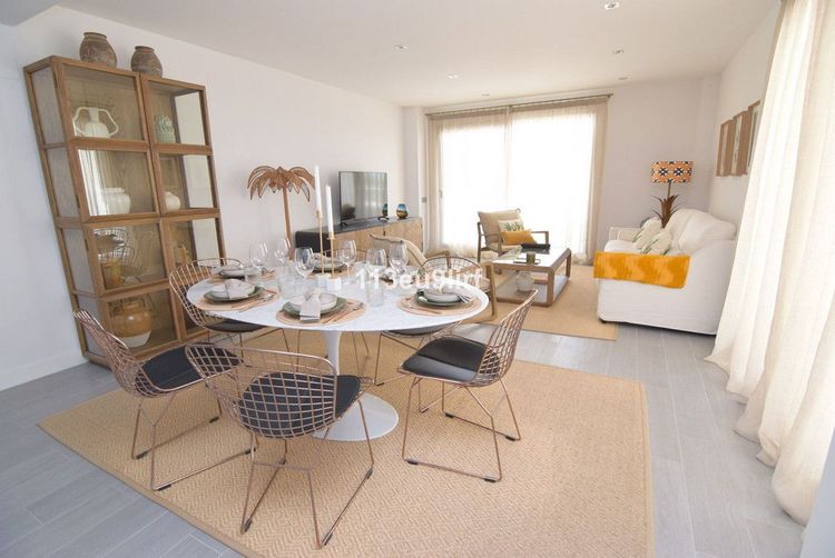 Apartment | Resale in Benalmadena Pueblo in Benalmadena Pueblo, Costa del Sol - Photo 2