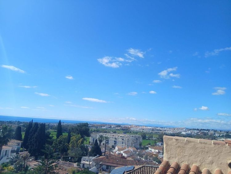 House | Resale in Nueva Andalucía in Nueva Andalucía Others, Costa del Sol - Photo 3