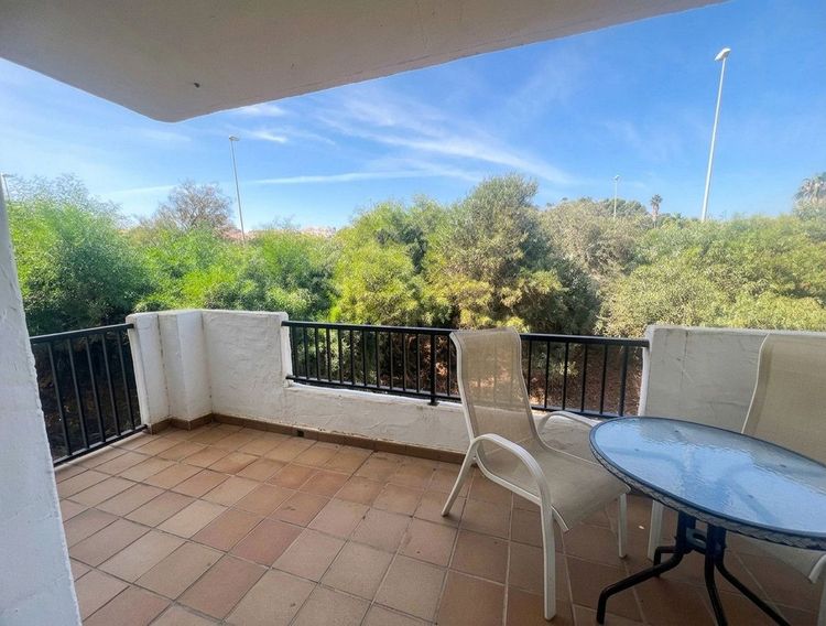 Apartment in La Duquesa in La Duquesa, Manilva, Costa del Sol - Photo 3