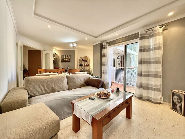 Apartment | Resale in San Pedro de Alcántara in San Pedro de Alcántara Others, Costa del Sol - Photo 2