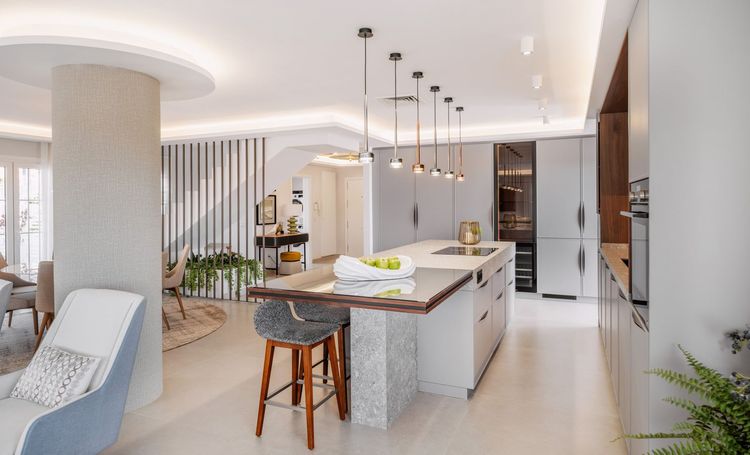 Penthouse | Resale in Nueva Andalucía in Nueva Andalucía Others, Costa del Sol - Photo 5