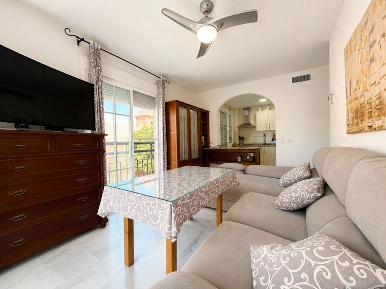 Apartment | Resale in San Luis de Sabinillas in San Luis de Sabinillas, Costa del Sol - Photo 3