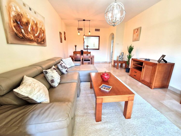 Apartment | Resale in San Luis de Sabinillas in San Luis de Sabinillas, Costa del Sol - Photo 4