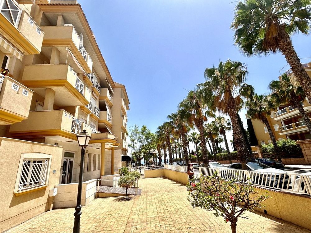Apartment | Resale in Cabo Roig in Cabo Roig, Costa Blanca - Main property photo