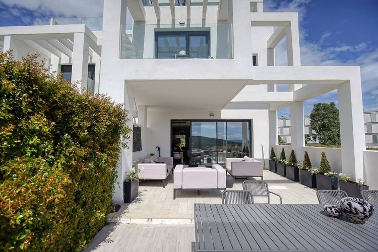 House | Resale in Manilva - Development photo 1